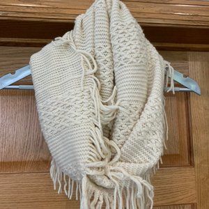 Cream Cable Knit Infinity Scarf